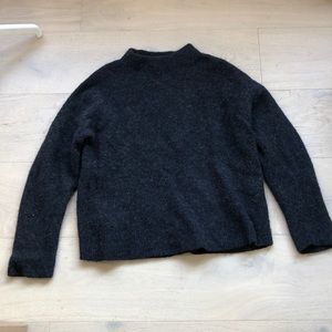Dark grey men’s wool COS sweater